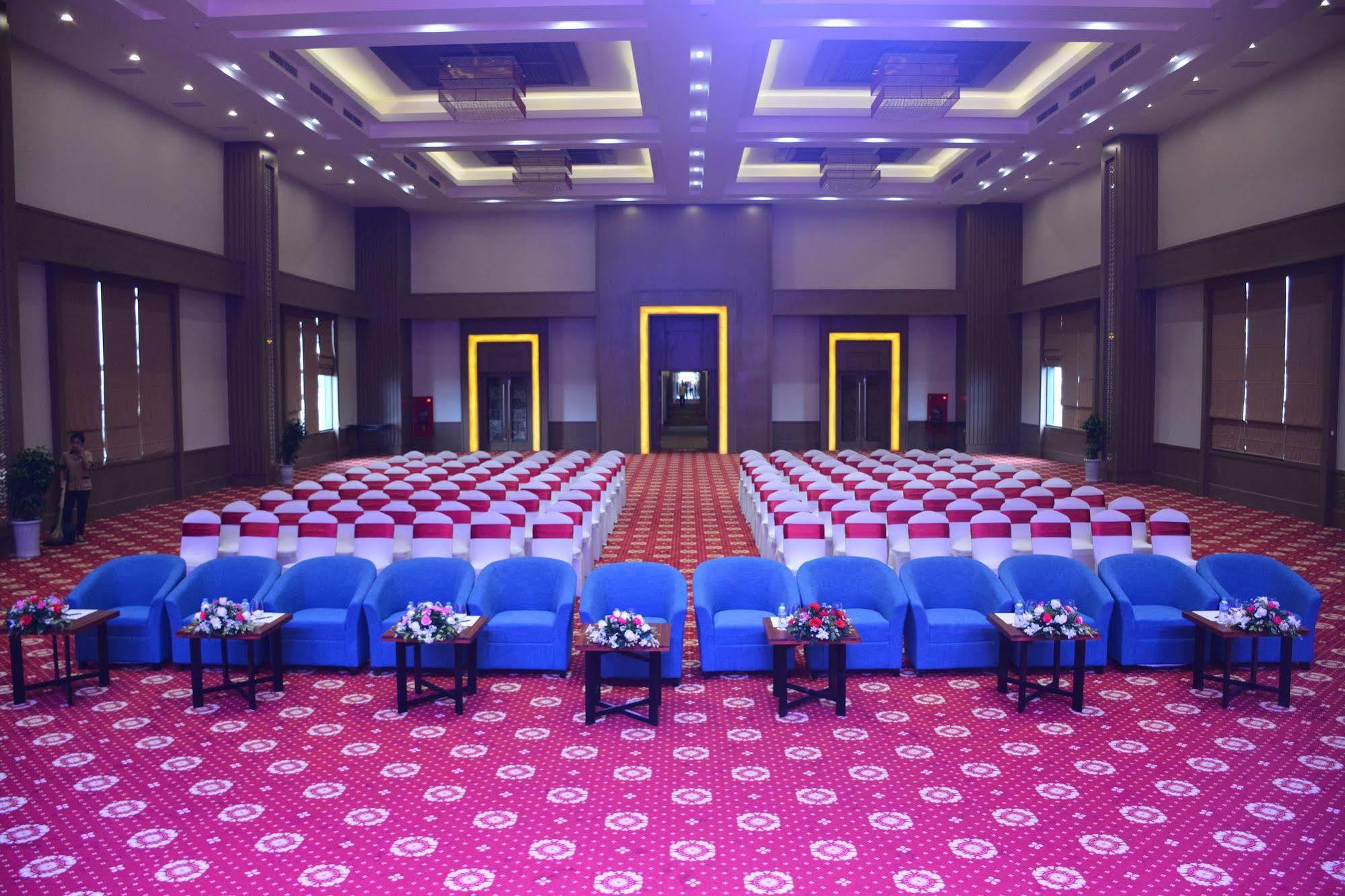 Muong Thanh Luxury Vientiane Hotel Exteriör bild